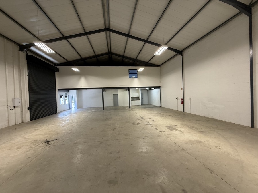 To Let Commercial Property for Rent in Rivergate Western Cape